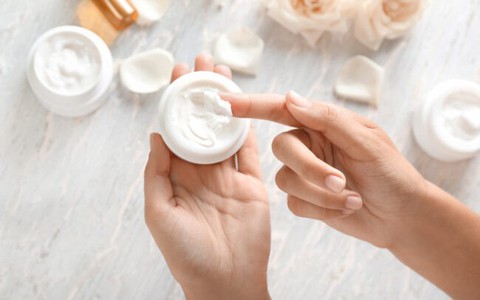 kem duong am 1670934795303243982814 0 0 406 650 crop 16709348015511493827503