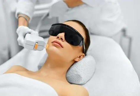 liệu pháp ánh sáng IPL